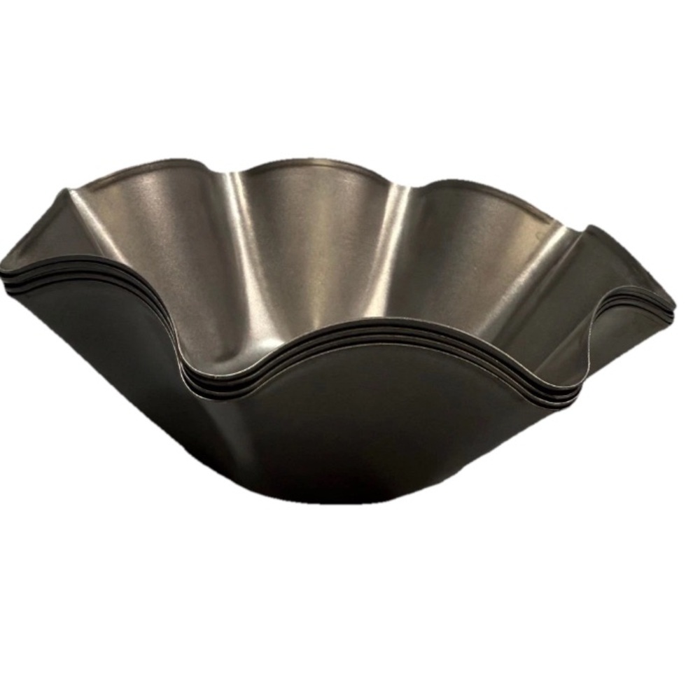 Black Fluted Metal Scalloped Serving Bowls Modern Wavy Edge Decorative‎ Set of 4